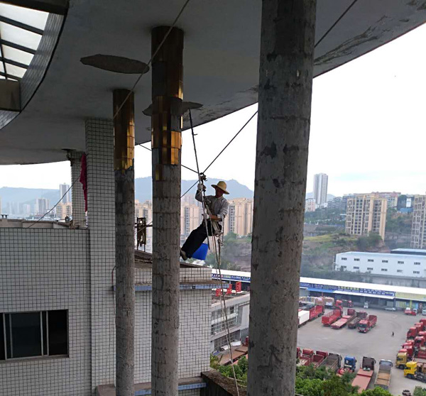 2018年8月26日重庆佳信建材外墙排危由重庆美万家保洁服务有限公司承接并保值完成，取得甲方领导肯定及好评！