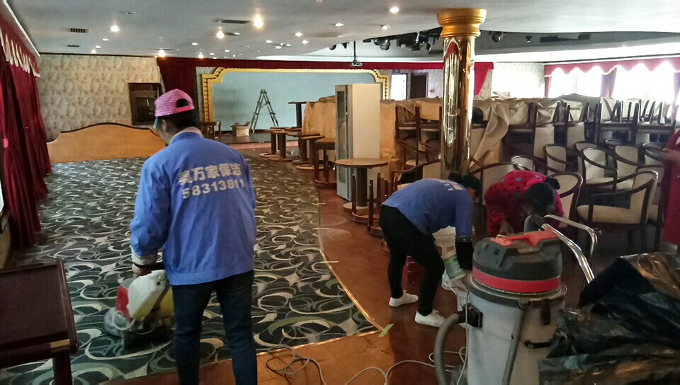2019年2月25日万州十七号码头总统一号，总统二号地毯清洗工程由重庆美万家保洁公司承接并顺利完工，并取得甲方一致好评！