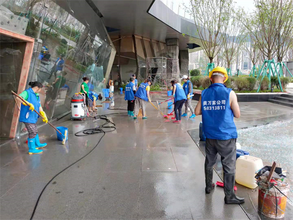 2021年8月8日重庆市万州区雍江上境售房部保洁服务由重庆美万家保洁服务有限公司万州分公司承接，并圆满完成任务，且得到甲方一致好评。