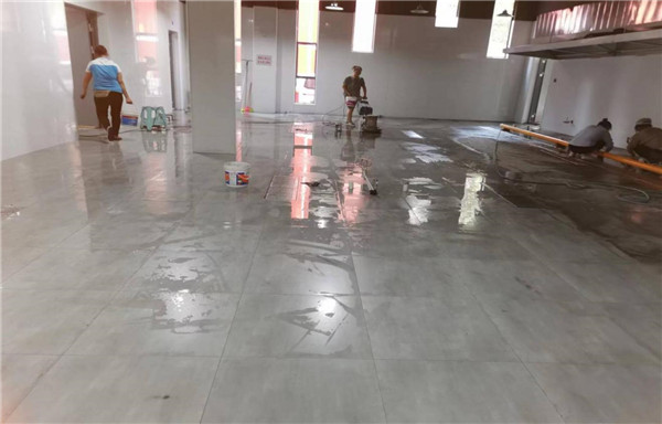 2022年8月15日重庆信息技术学院(金龙校区)食堂开荒保洁服务由重庆美万家保洁服务有限公司万州分公司承接,并圆满完成任务,且得到甲方一致好评。
